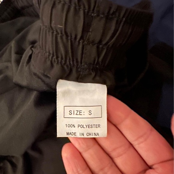 SET OF 2 Amazon brand shorts - Picture 2 of 2